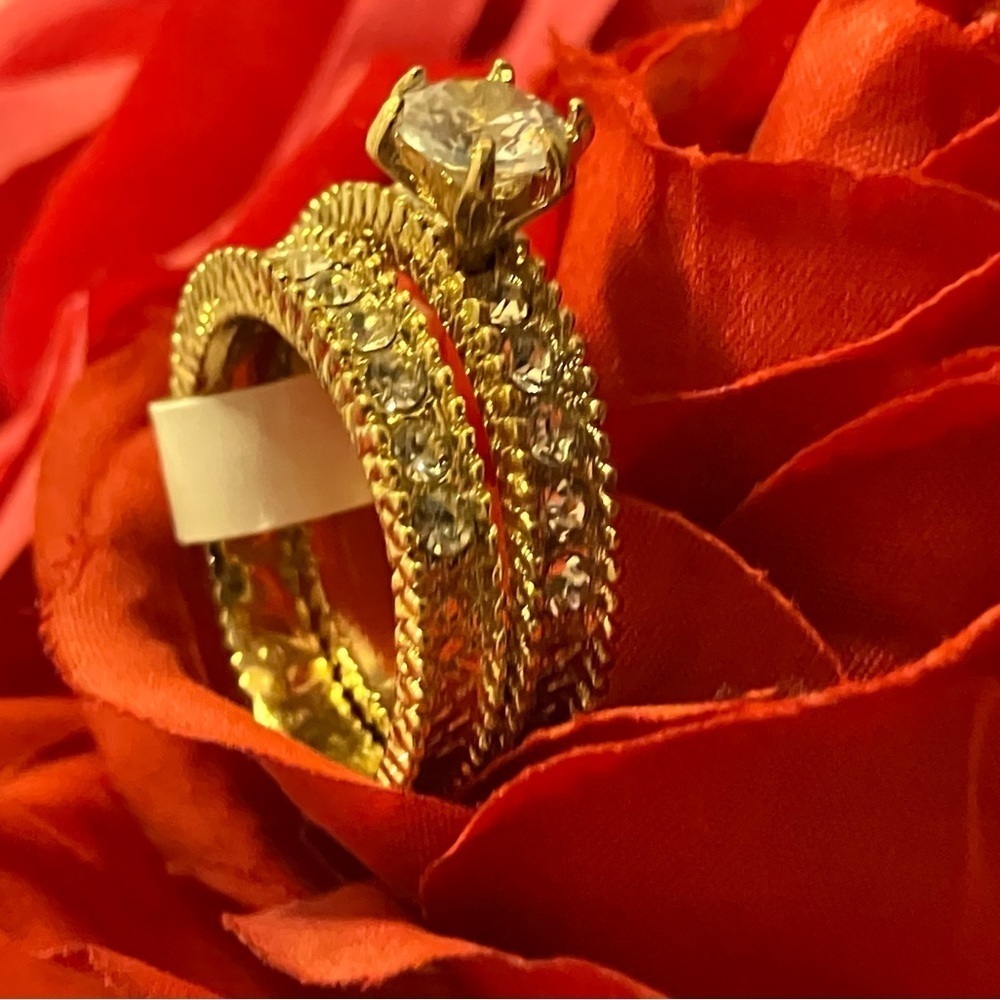 Gold Rhinestone Rings - Picture 4 of 7